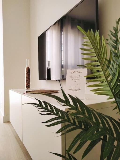 La Terraza De La Vega - Ubicacion Inmejorable , Wifi , Terraza Y Parking Gratuito Apartment Овиедо Екстериор снимка