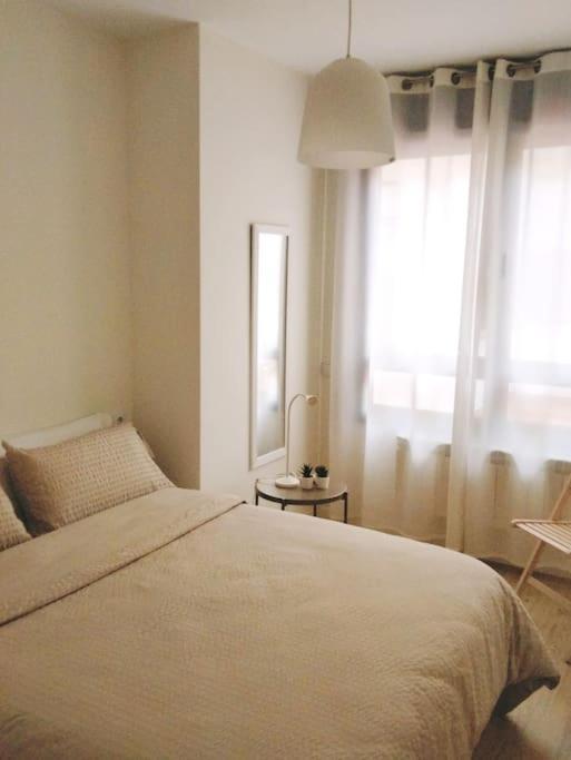 La Terraza De La Vega - Ubicacion Inmejorable , Wifi , Terraza Y Parking Gratuito Apartment Овиедо Екстериор снимка