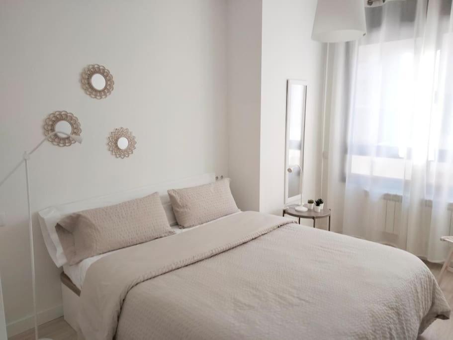 La Terraza De La Vega - Ubicacion Inmejorable , Wifi , Terraza Y Parking Gratuito Apartment Овиедо Екстериор снимка
