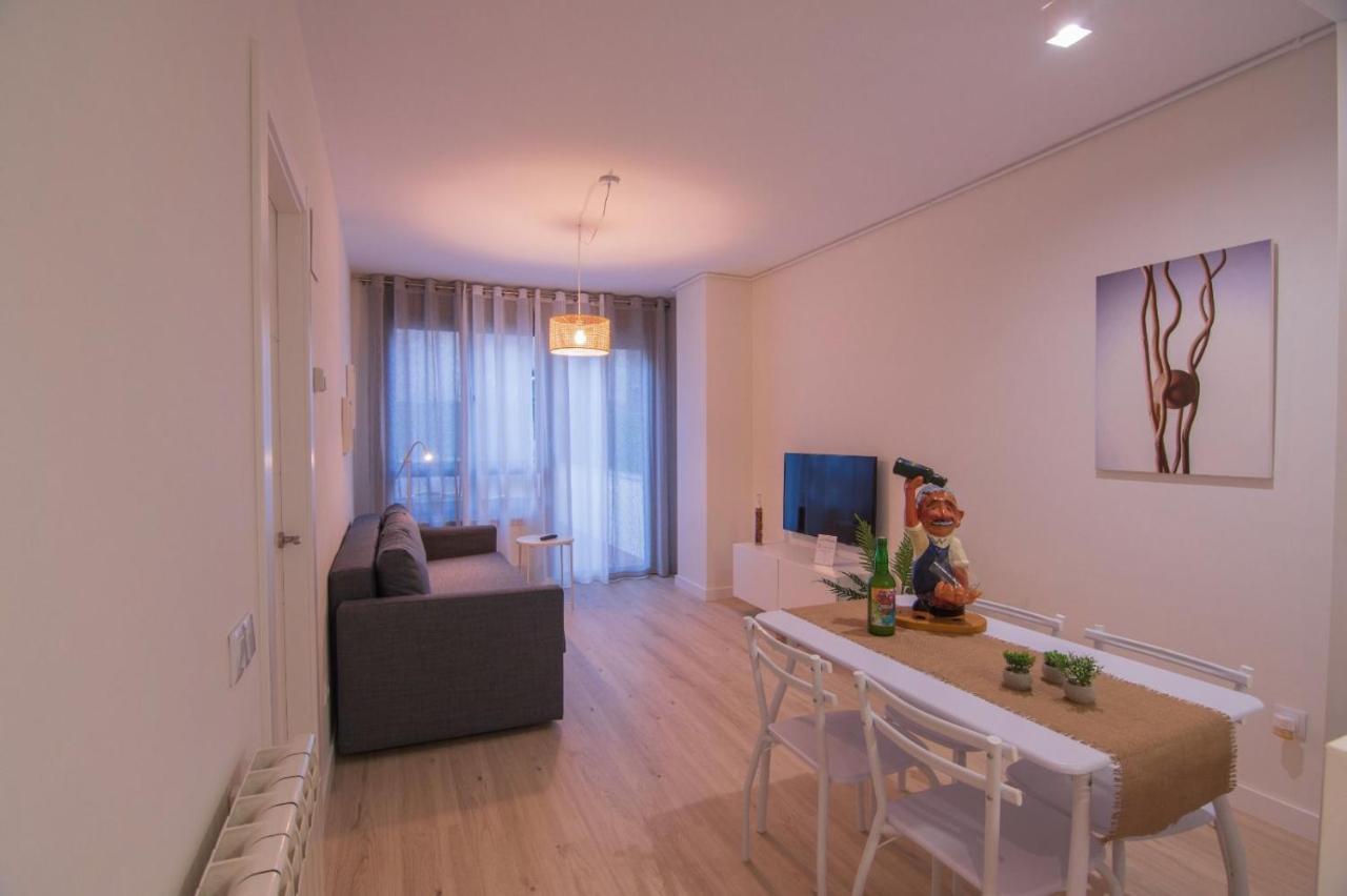 La Terraza De La Vega - Ubicacion Inmejorable , Wifi , Terraza Y Parking Gratuito Apartment Овиедо Екстериор снимка