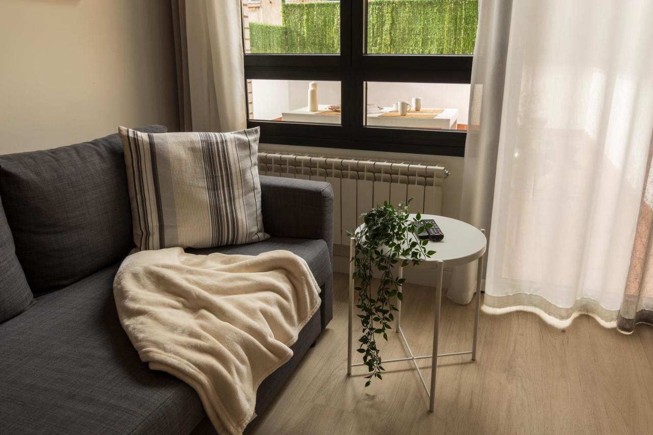 La Terraza De La Vega - Ubicacion Inmejorable , Wifi , Terraza Y Parking Gratuito Apartment Овиедо Екстериор снимка