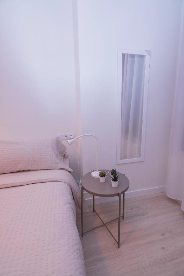 La Terraza De La Vega - Ubicacion Inmejorable , Wifi , Terraza Y Parking Gratuito Apartment Овиедо Екстериор снимка